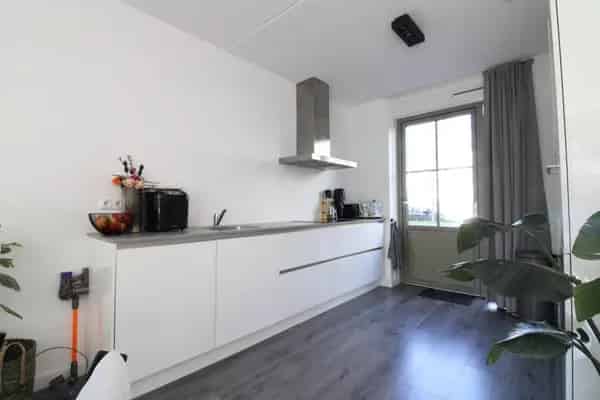 Tussenwoning Strijp R Eindhoven Nabij NS Station