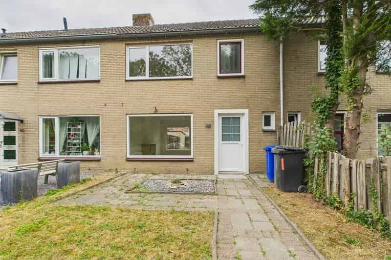 Instapklare Tussenwoning Sluiskil 3 slaapkamers Diepe Tuin