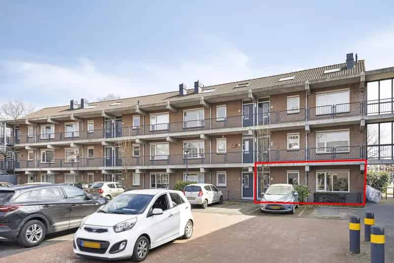 Appartement Hoogland 2 slaapkamers tuin parkeerplaats
