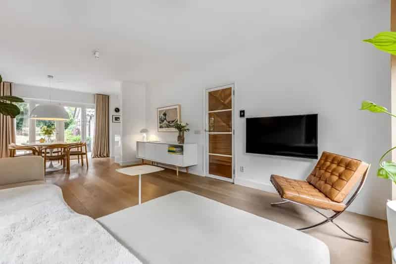 Huis te koop Ede: 4 slaapkamers, atelier en tuin
