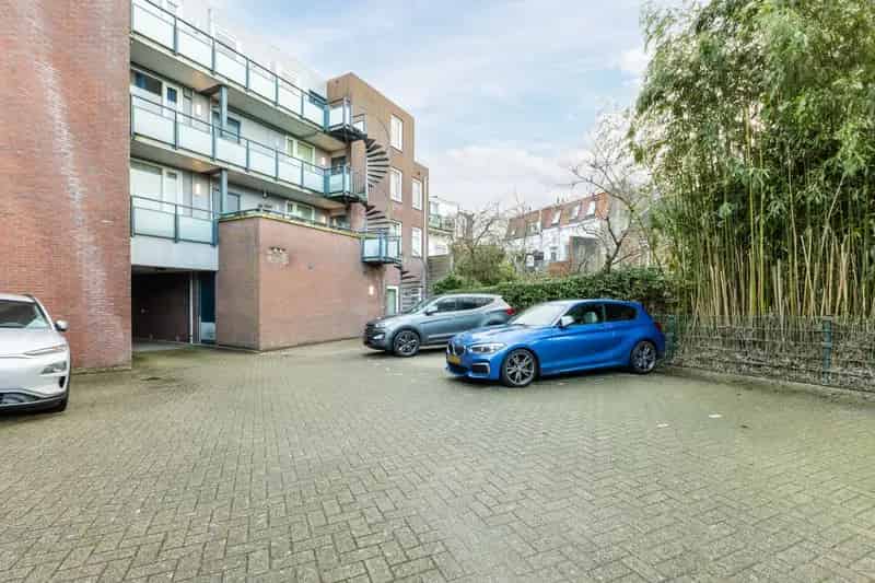 Modern Appartement Haarlem Herensingel 2 slaapkamers Parkeerplaats