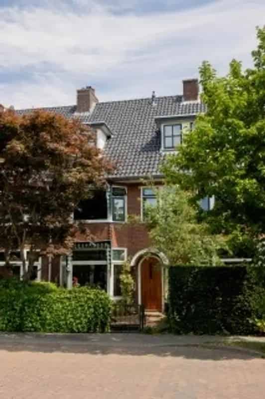Ruime jaren 30 woning Breda Ginneken 5 slaapkamers luxe keuken