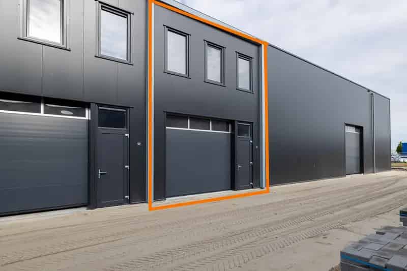 Bedrijfshal te Huur Hoogeveen 180m2