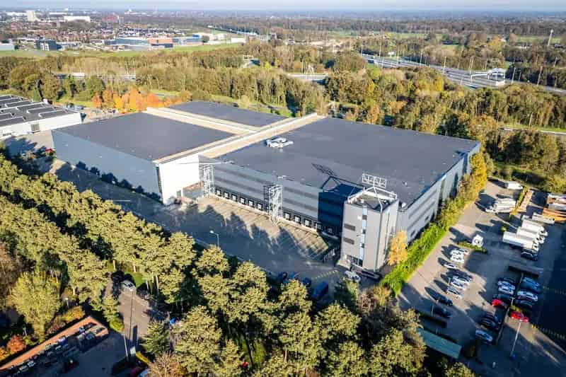 Bedrijfshal Amersfoort 20490m2 te huur A1 A28