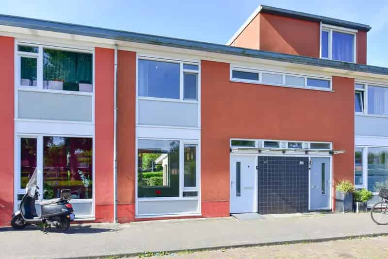 Amsterdam Huis te Koop: 3 Slaapkamers, Tuin, Nabij OV