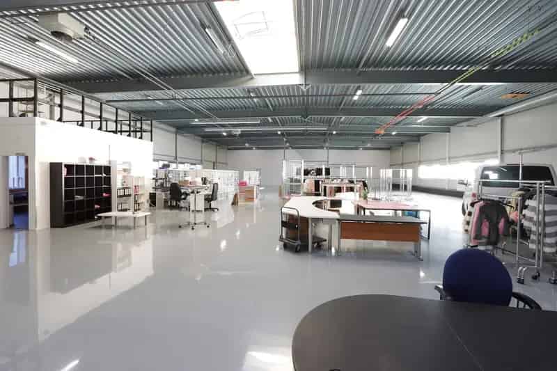 Bedrijfshal te Huur Almere 1146m2 Kantoorruimte Opslag Magazijn