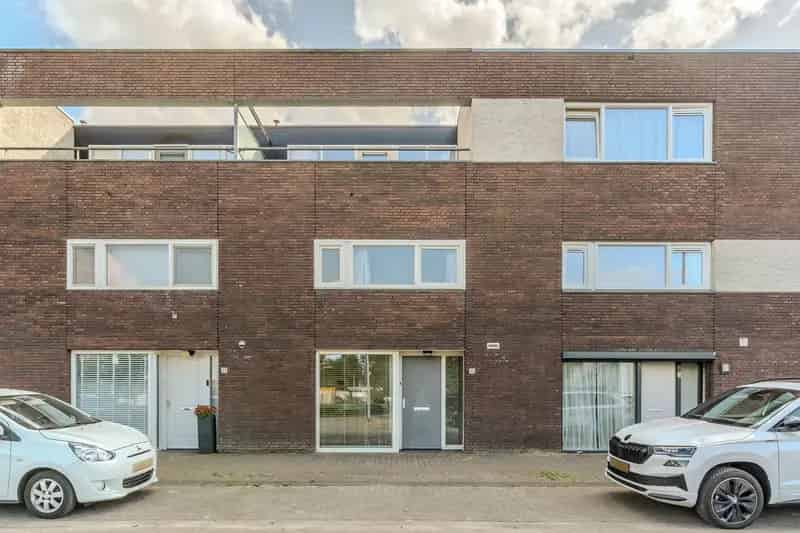 Huis te koop Tilburg Schipluidenlaan: 4 slaapkamers, tuin, nabij centrum