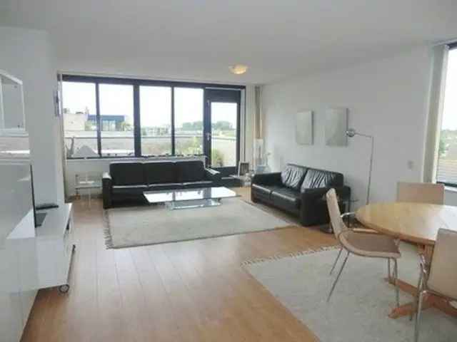 3 Kamer Appartement Hoofddorp 104m2 te Huur