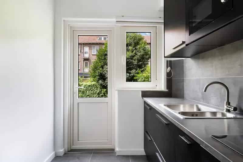 Appartement te koop Rotterdam Carnisse: Instapklare 3 4 kamer woning