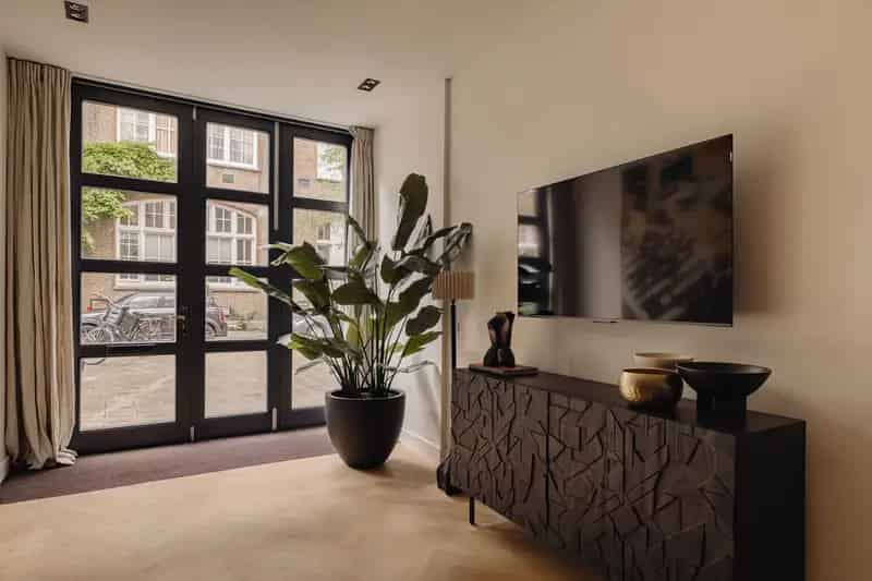 Loft appartement De Pijp 146m2 tuin 3 slaapkamers