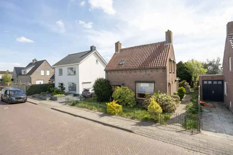 Huis te koop Rucphen  Kluswoning met 3 slaapkamers en tuin
