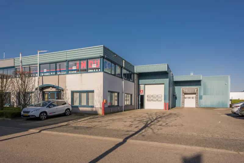 Bedrijfshal 1555m² te huur Amersfoort Calveen