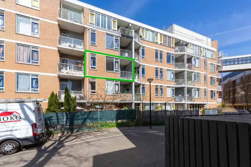 Modern Appartement 83m2 Amsterdam 2 Balkons 3 Slaapkamers