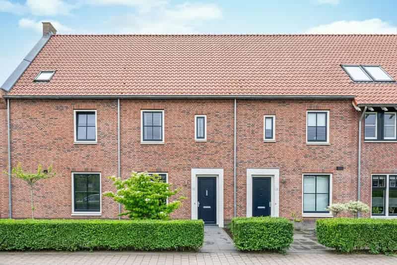 Ruime 4 Slaapkamers Tussenwoning Brandevoort
