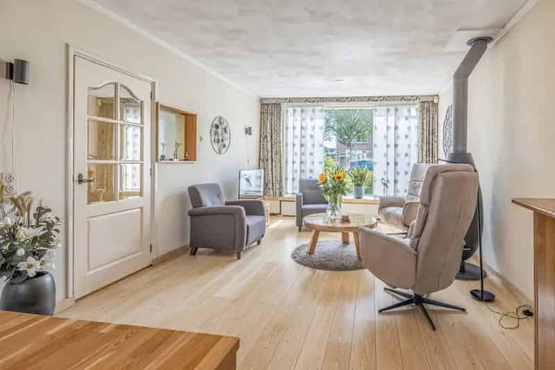 Tweekapper Bergschenhoek 4 slaapkamers Garage Tuin