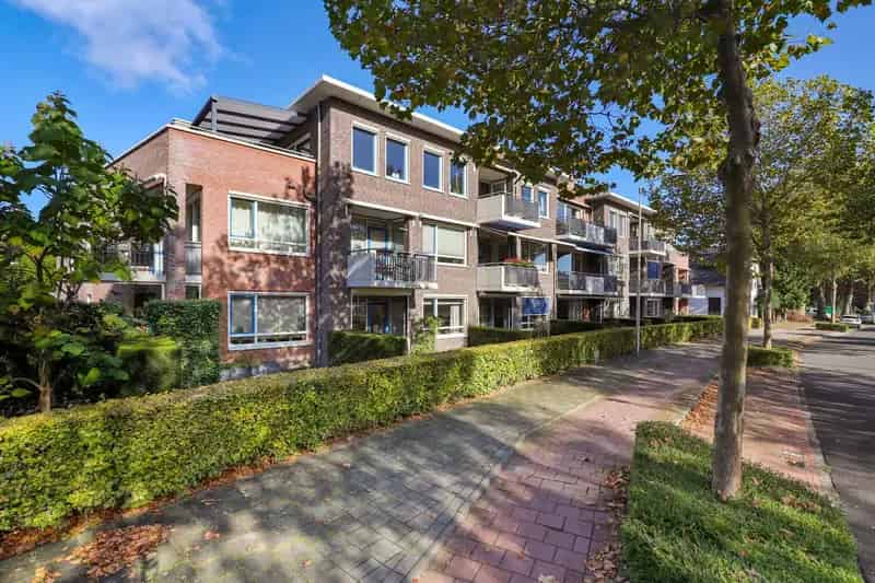 3-Kamerappartement Huissen begane grond terras parkeerplaats