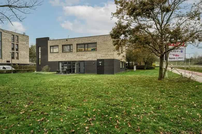 405 m2 Kantoorruimte te Koop Katwijk