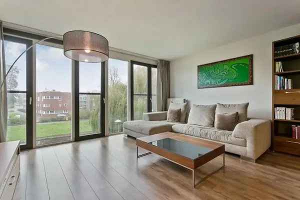 Modern Appartement Zuilen Ruim Terras Parkeerplaats Fietsenstalling