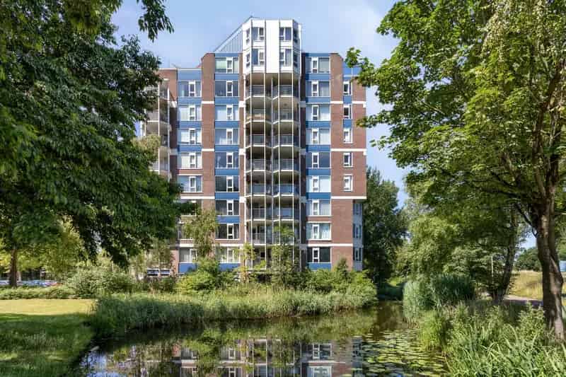 Appartement te koop Amstelveen 57m2 2 kamers balkon