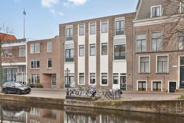 2 Kamer Appartement Leiden Grachten Uitzicht