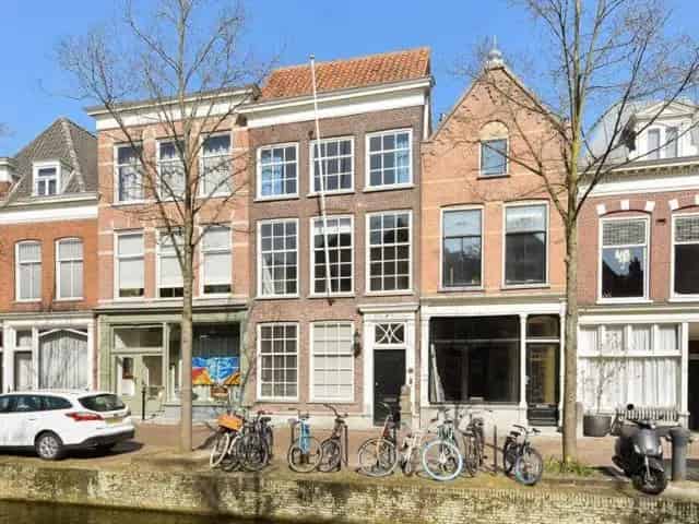 Appartement Oude Delft Delft: Exclusief Wonen nabij Oude Kerk