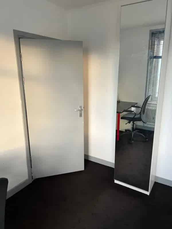 Kamer Veldhoven nabij ASML - Gemeubileerd