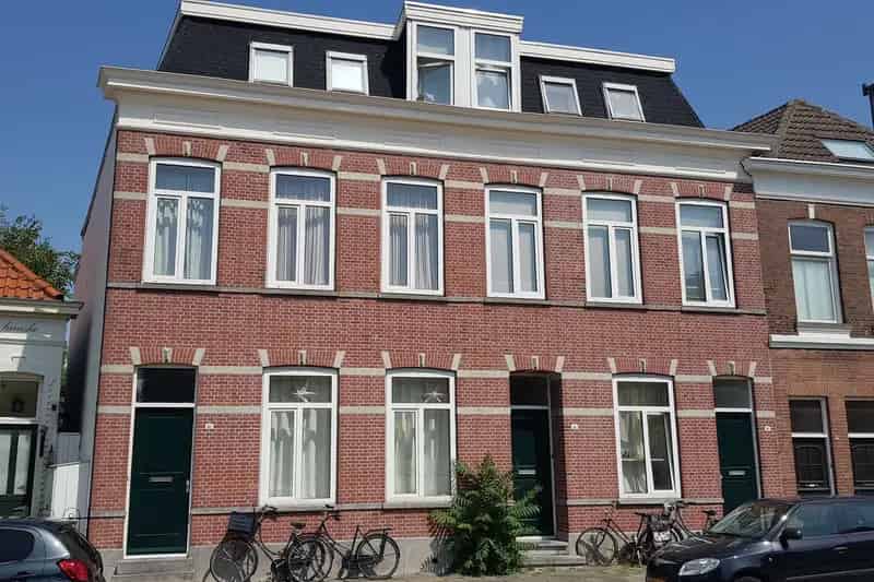 Belegging Breda: 3 Woningen 2 Appartementen 12 Kamers