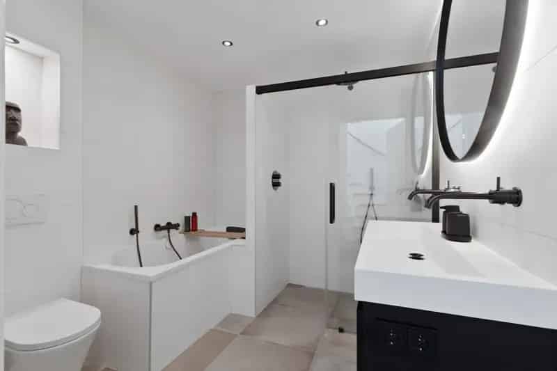 Moderne Eengezinswoning Almere Ruime Tuin Luxe Badkamer