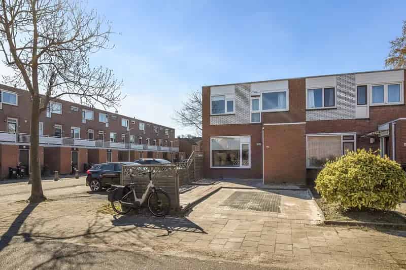 Huis te koop Hoofddorp - Eindwoning Bornholm