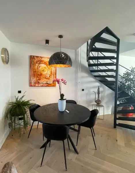 Modern Appartement 100m2 3 Balkons