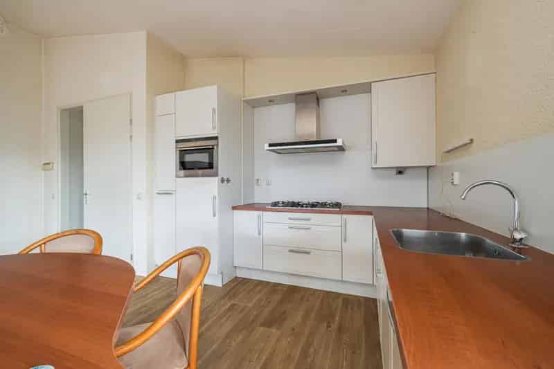 3-kamer appartement Berkel en Rodenrijs Centrum Parkeerplaats Berging