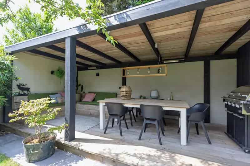 Moderne helft van dubbel Laren NH 160m2 4 slaapkamers