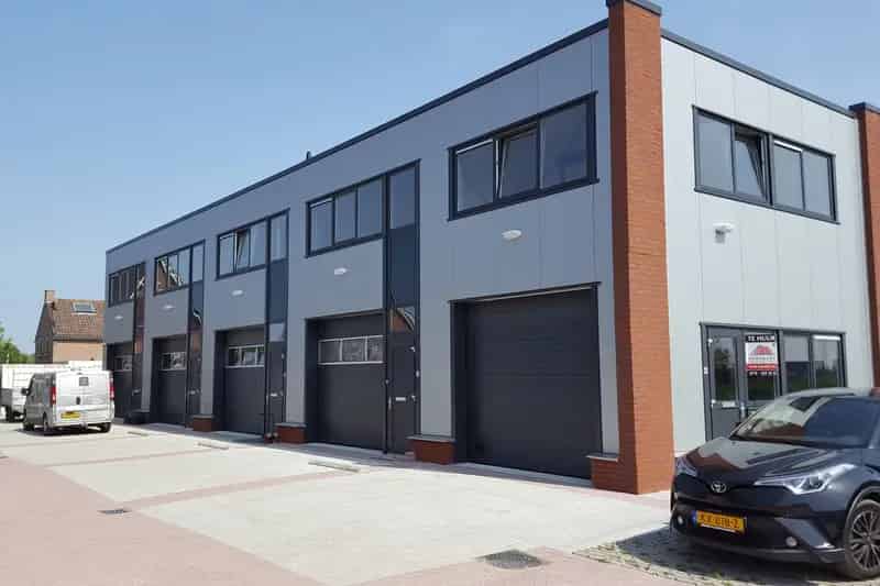 Bedrijfshal te Huur Pijnacker 87m2  - Moderne Voorzieningen