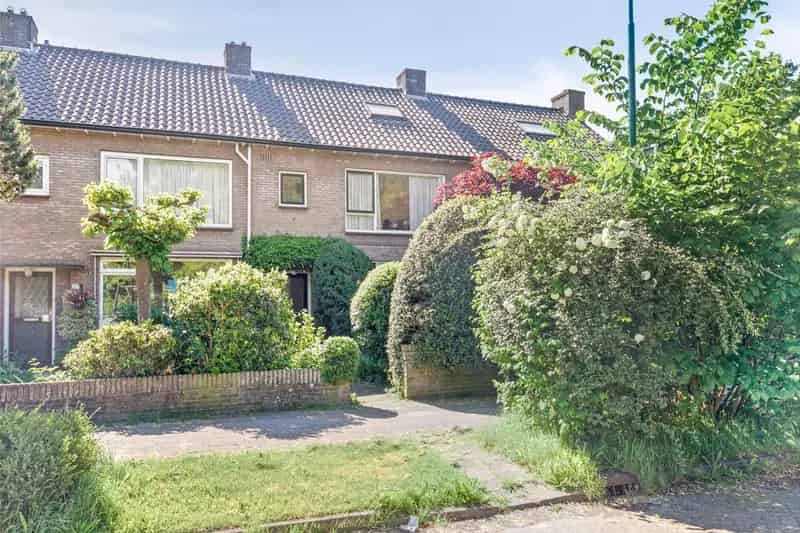 Huis te koop Soest Zuid 104m2 3 slaapkamers tuin garage
