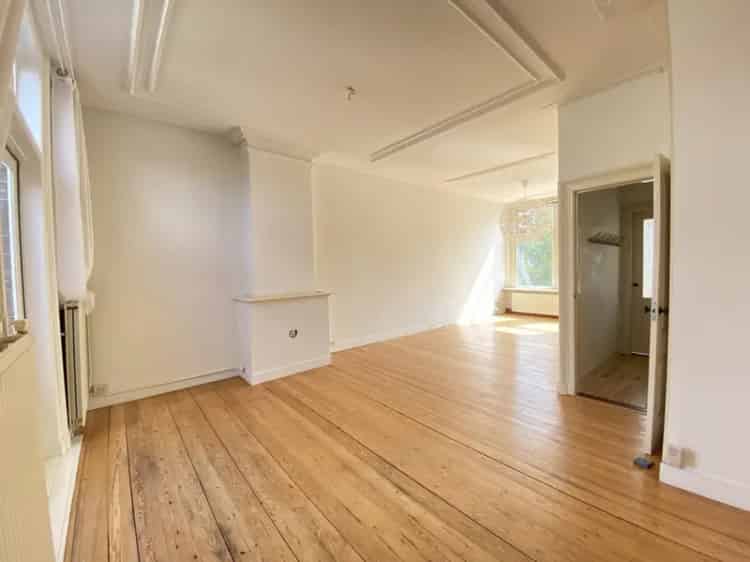 90m2 Bovenwoning Oudwijk Nabij Wilhelminapark