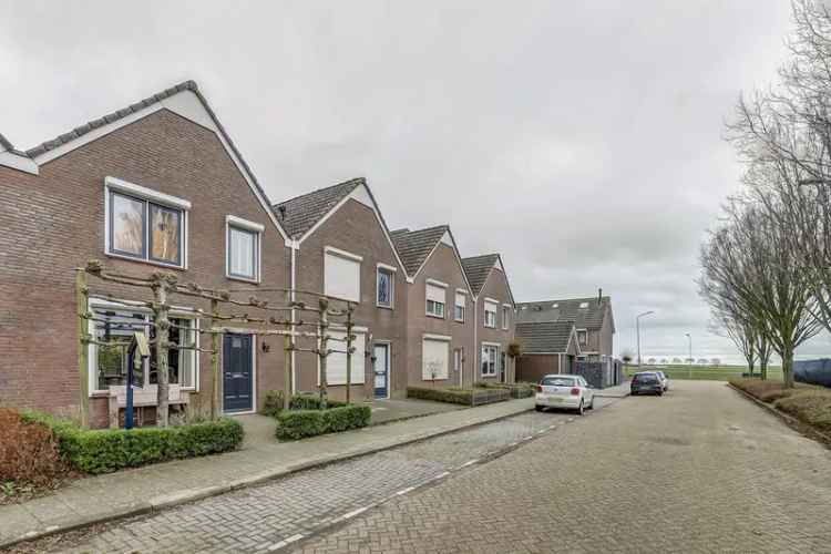 Eengezinswoning Te Koop in 37, Burgemeester Bouwensestraat, Scherpenisse, Zeeland