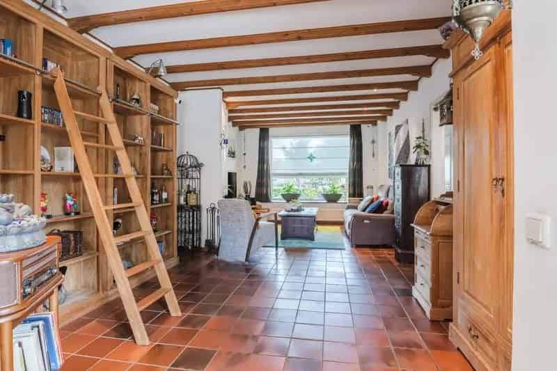Huis te koop Dorst 4 slaapkamers ruime woonkamer