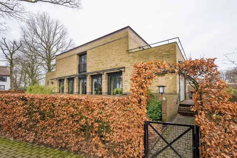Vrijstaande Bungalow te Hoogland nabij Park Schothorst
