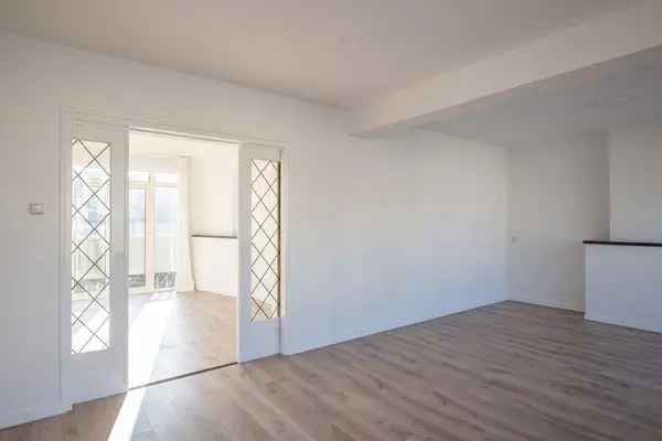 Ruim 4-kamer appartement Nijmegen Oost 96m2 met balkon 26m2