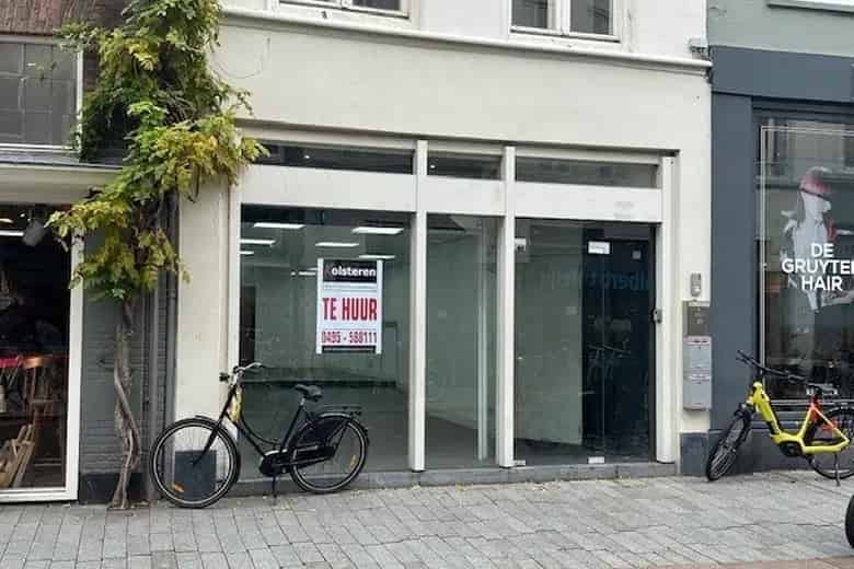 90 m2 Winkelruimte te Huur Den Bosch Vughterstraat