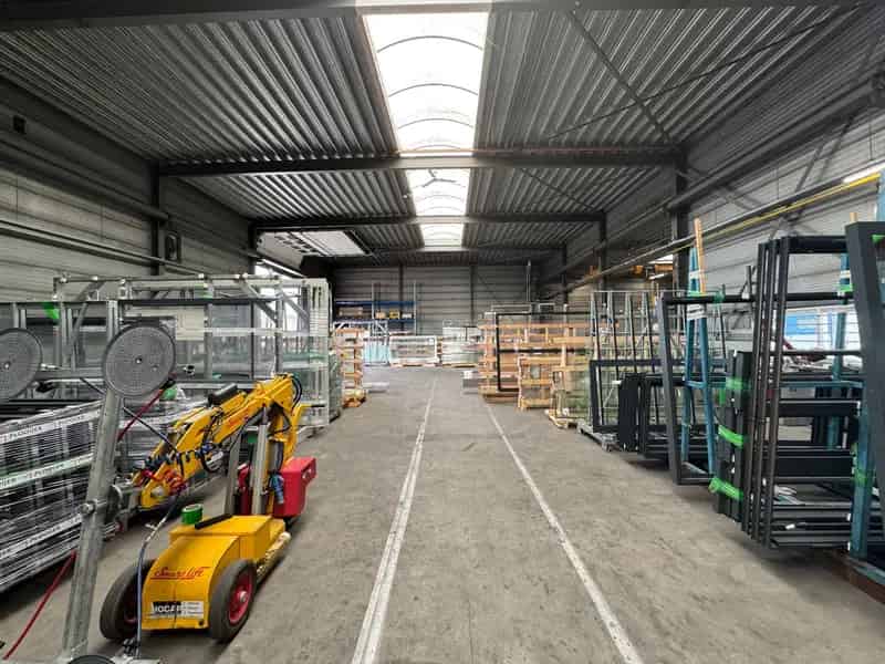 Bedrijfshal Zaandam | Zoek bedrijfshallen te huur: Sluispolderweg 71 1505 HJ Zaandam 