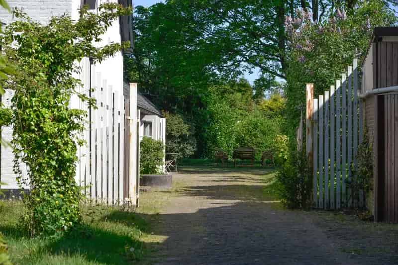 Woonboerderij te koop Baarn: Ruime woning met karakter en grote tuin