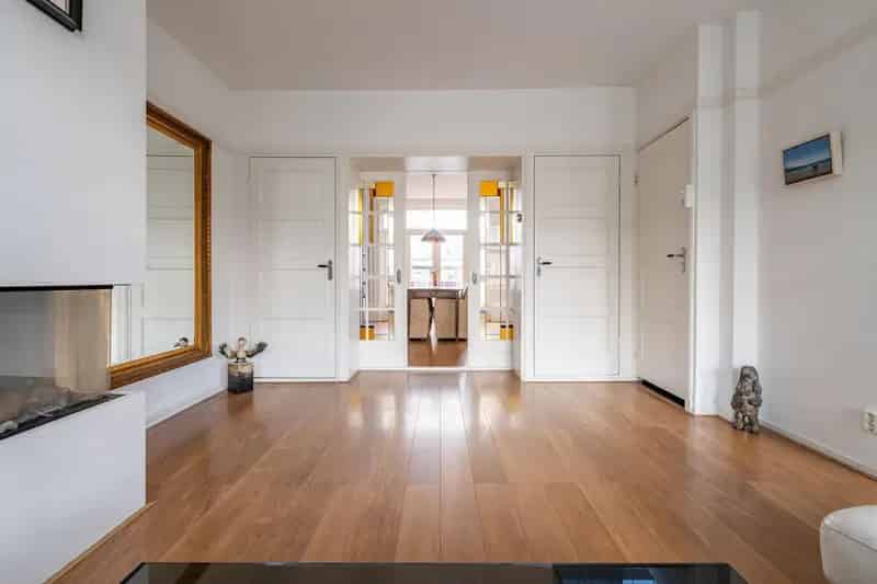 Appartement te koop Amsterdam Rivierenbuurt: Dubbel bovenhuis met balkon en dakterras