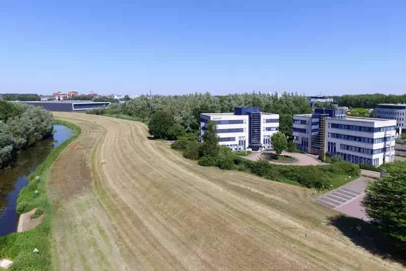 Kantoor te Koop Huur Deventer Hanzepark 1430m²