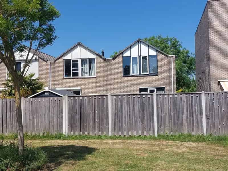Sfeervolle Hoekwoning Bossenburg: 3 slaapkamers, zonnige tuin