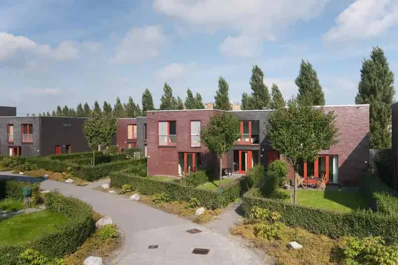 Ruime Eengezinswoning 135m2 3 slaapkamers Nieuwe Keuken Parkeerplaats
