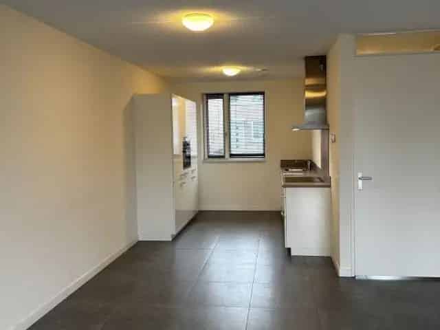 Te Koop: Ruime 3 Slaapkamer Woning met Tuin en Berging