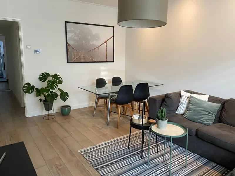 Gemeubileerd 2-kamerappartement Ginneken met Tuin