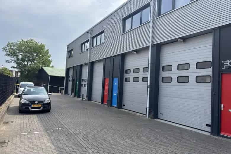 150 m2 Bedrijfsruimte te Huur Zaltbommel