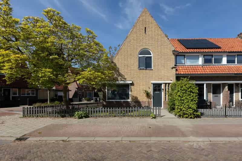 Gemoderniseerde Hoekwoning Sneek 3 slaapkamers Tuin Zonnepanelen